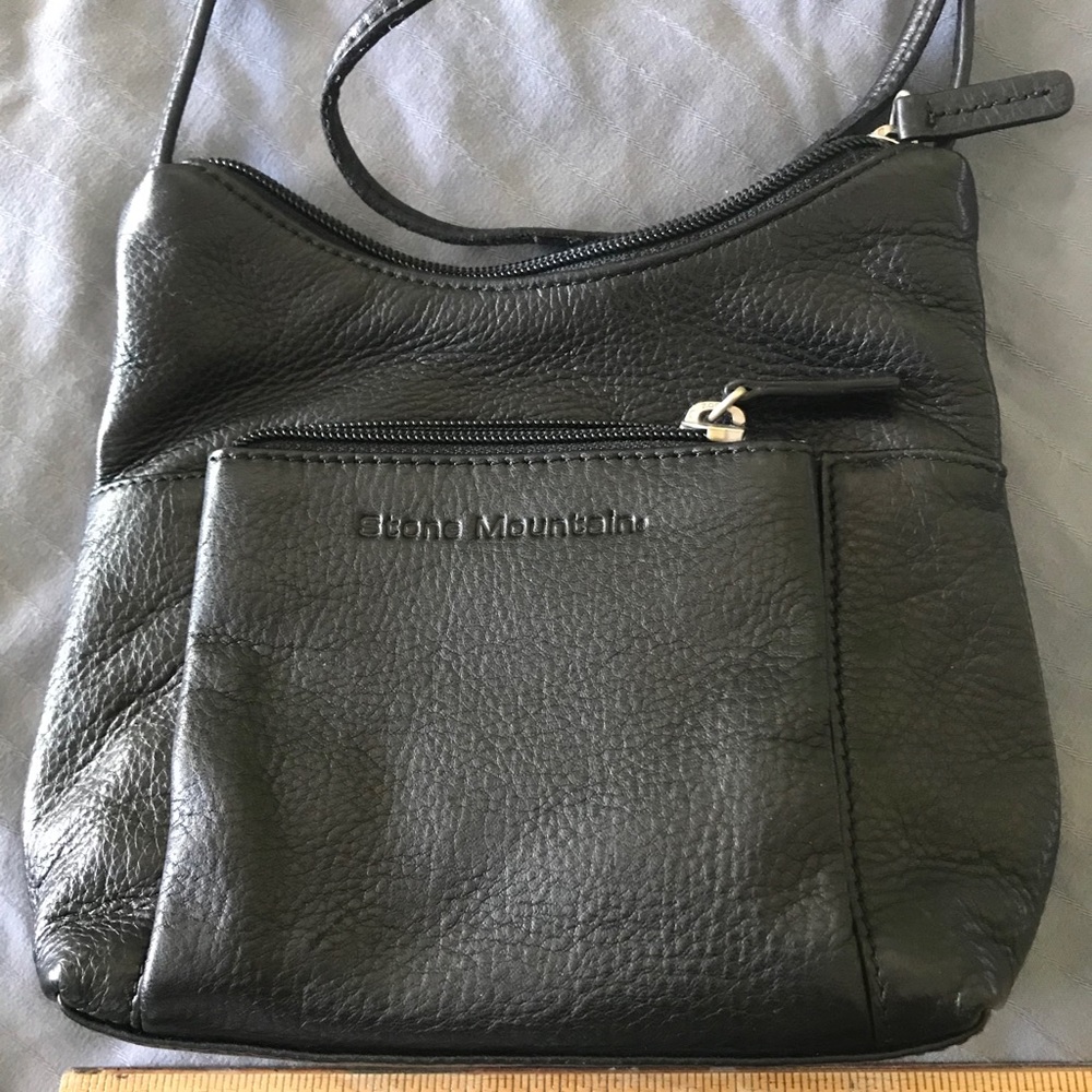 Stone Mountain black purse